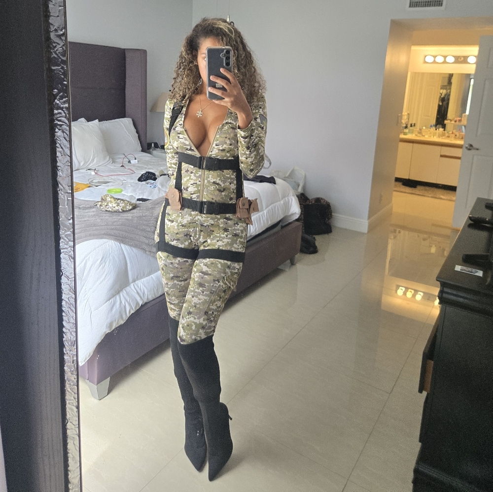 Camouflage Army Jumpsuit For Halloween